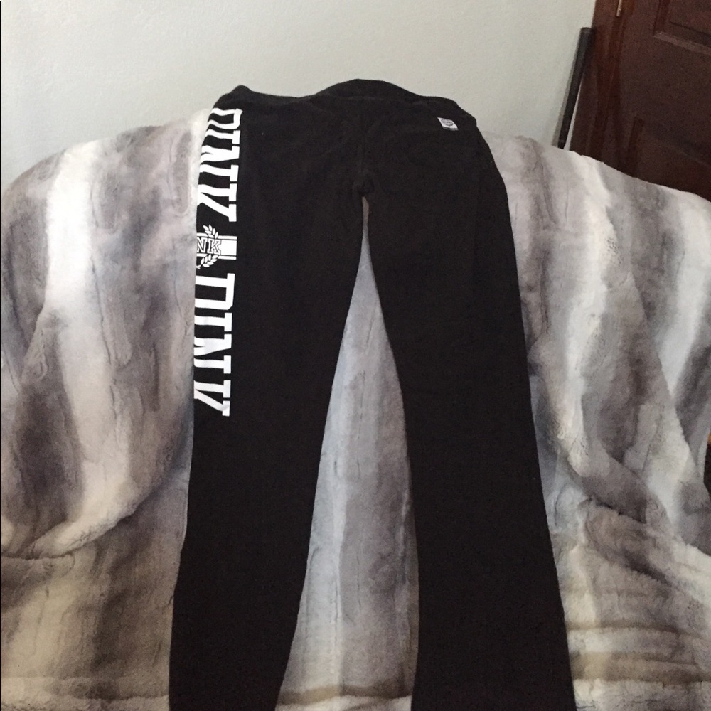 Vs pink yoga
